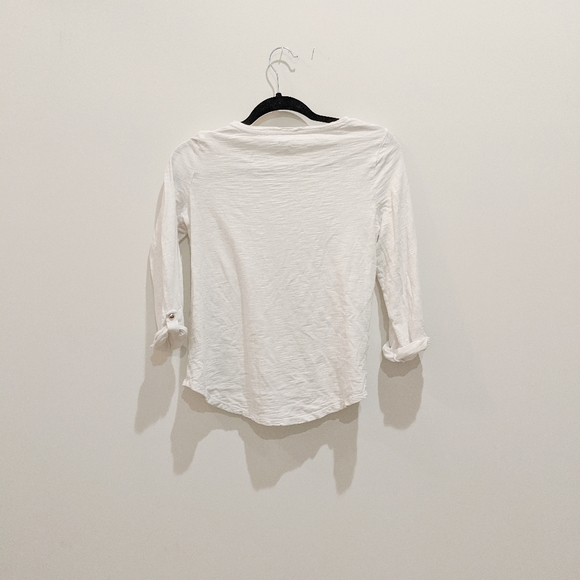 $$$ CHICO'S the ultimate tee white roll up sleeves - Picture 6 of 6